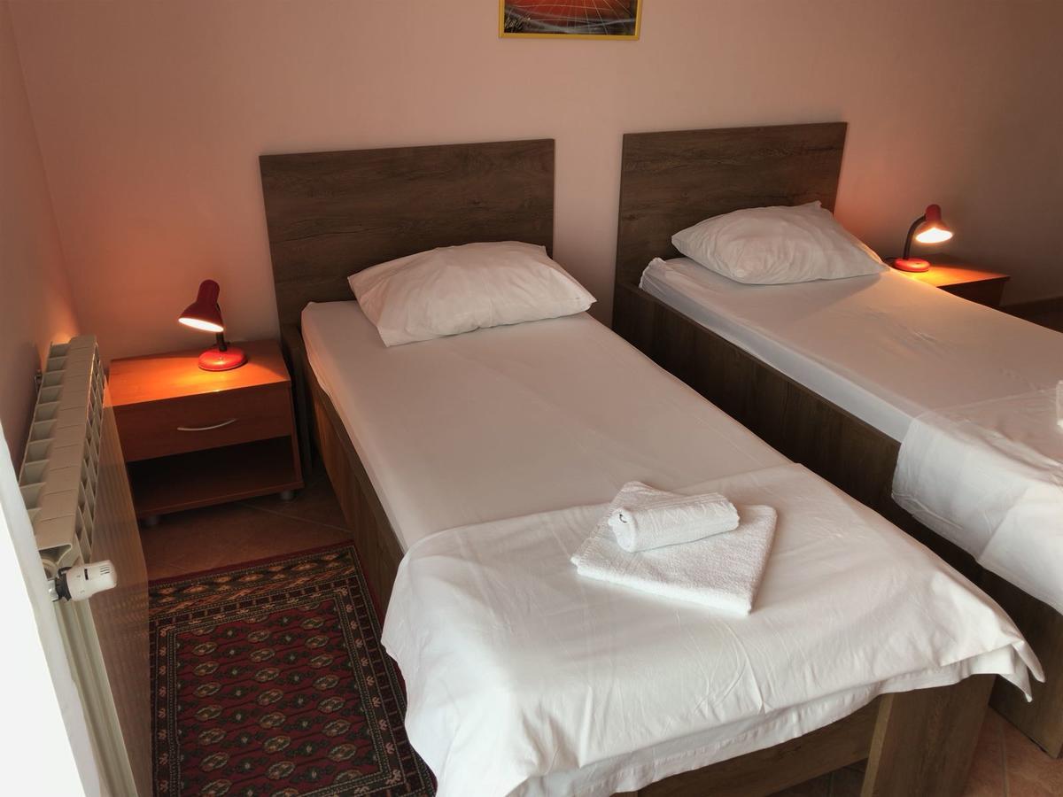 Guest House Ivo Stobreč Buitenkant foto