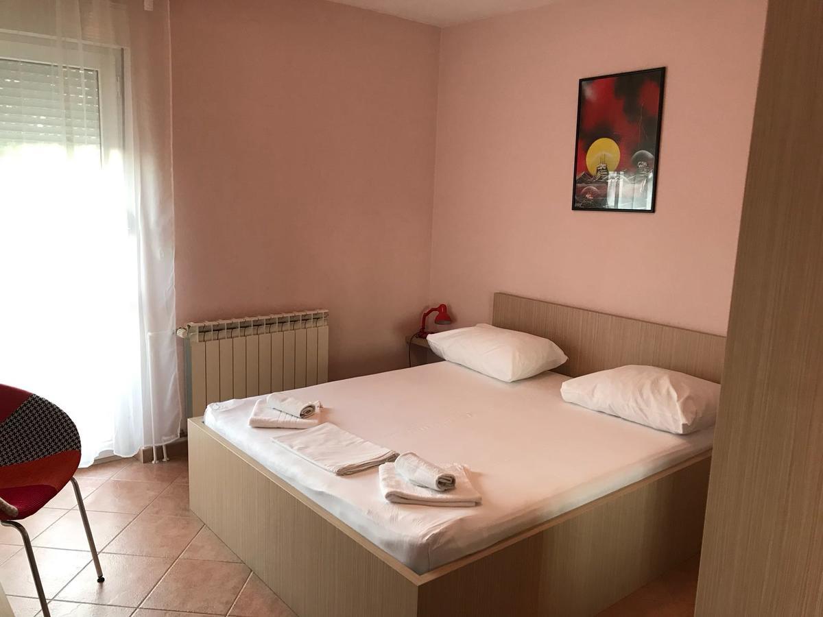 Guest House Ivo Stobreč Buitenkant foto